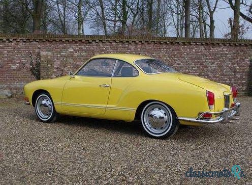 1971' Volkswagen Karmann Ghia photo #6