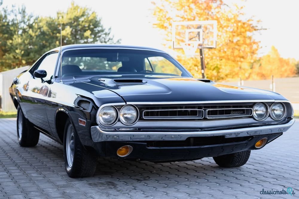 1971' Dodge Challenger photo #2