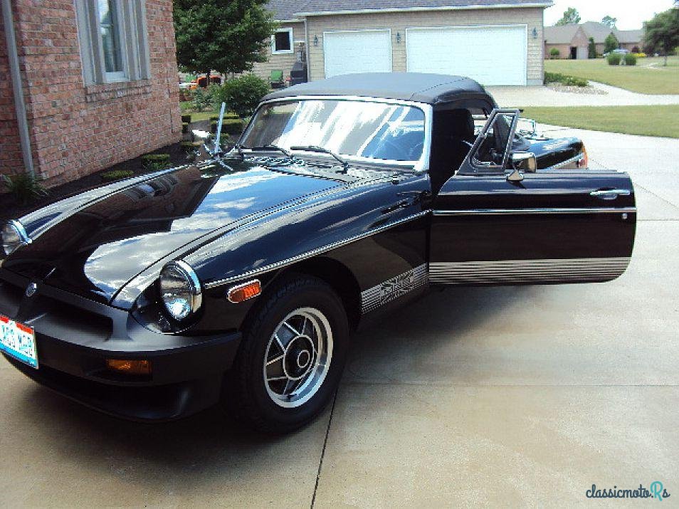1980' MG MGB photo #4