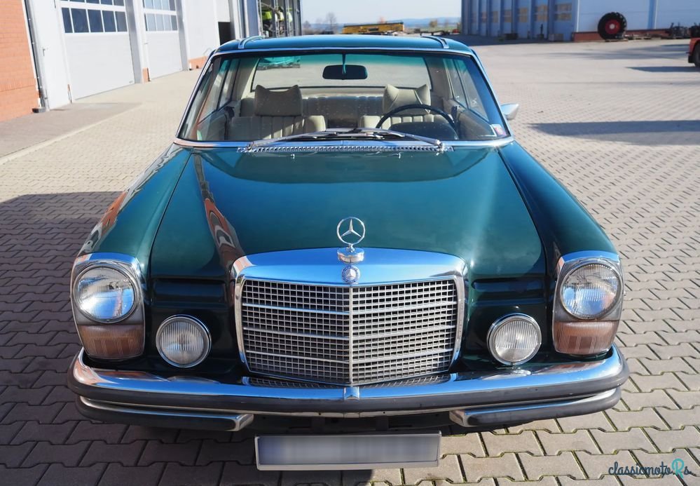 1970' Mercedes-Benz W114 250 C photo #6