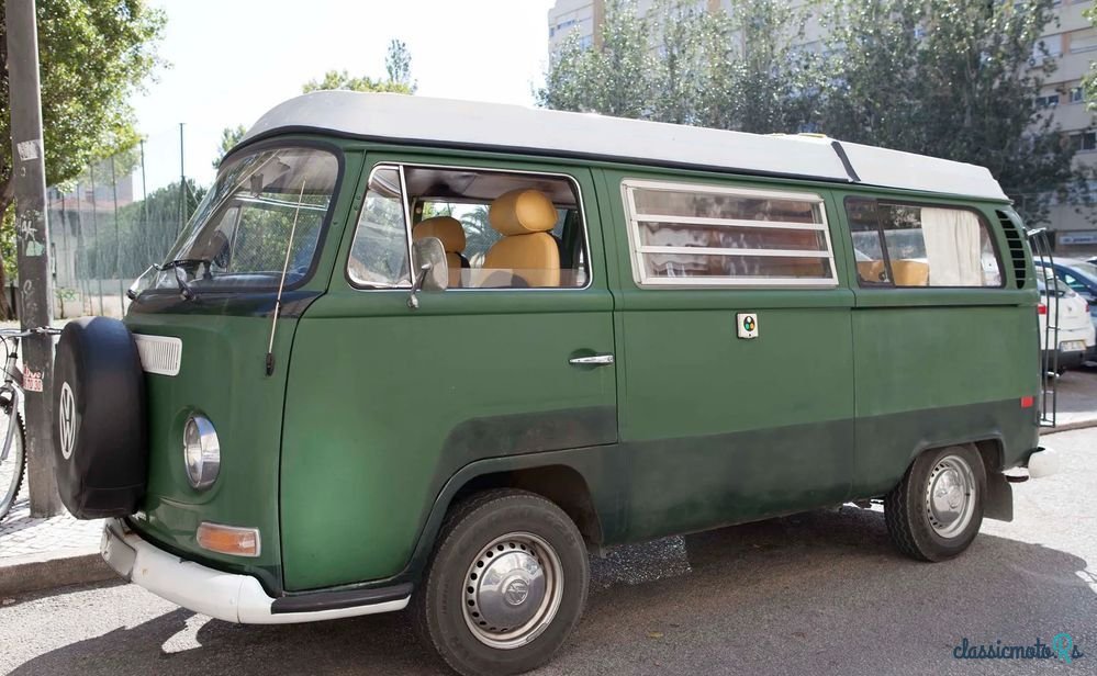 1968' Volkswagen Type 2 photo #2