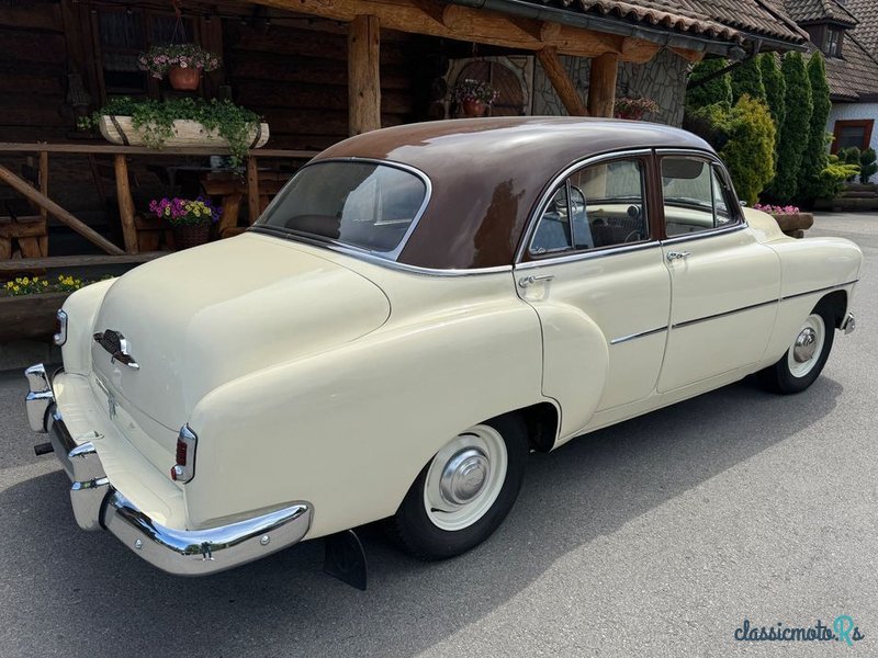 1952' Chevrolet Deluxe photo #3