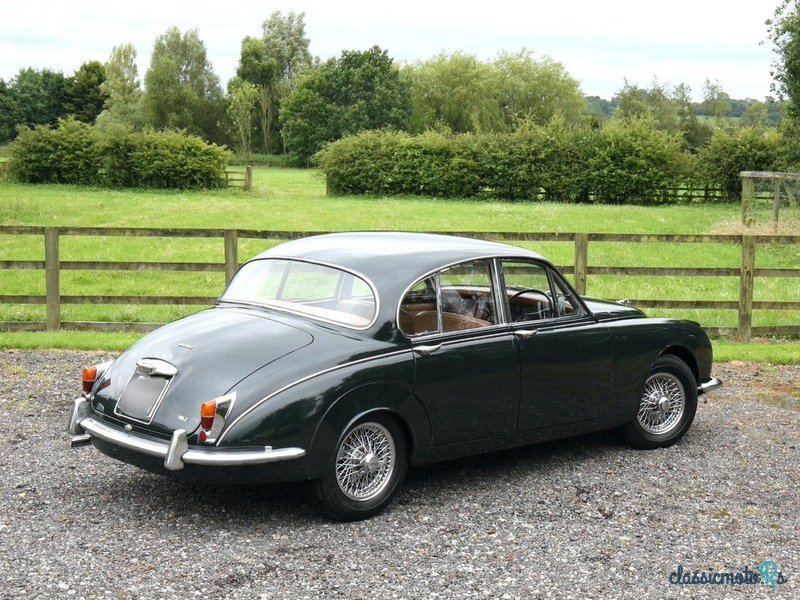 1968' Jaguar Mark 2 photo #2