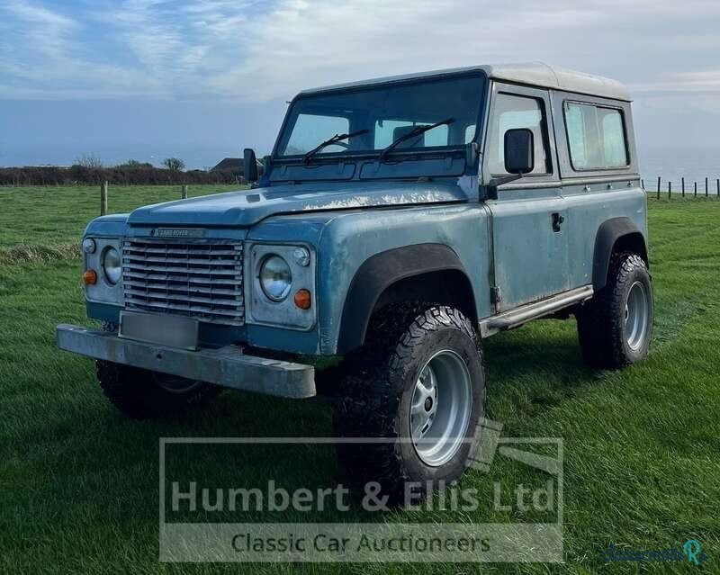1985' Land Rover Defender photo #3