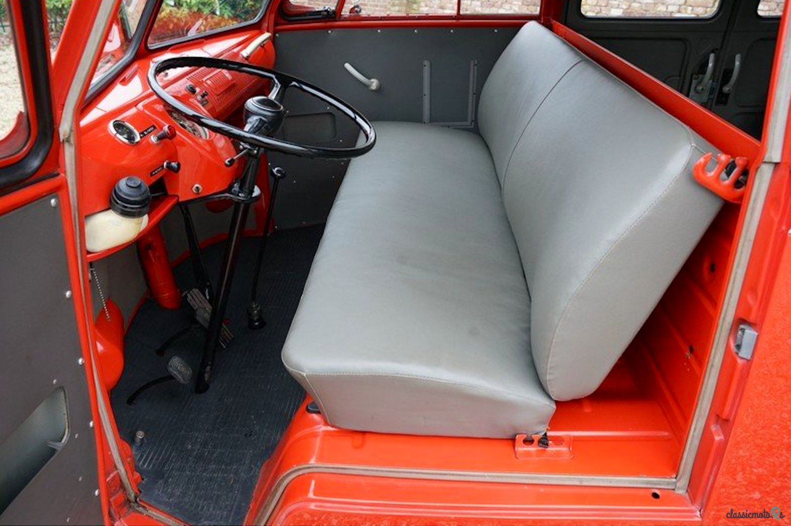 1961' Volkswagen Camper photo #3