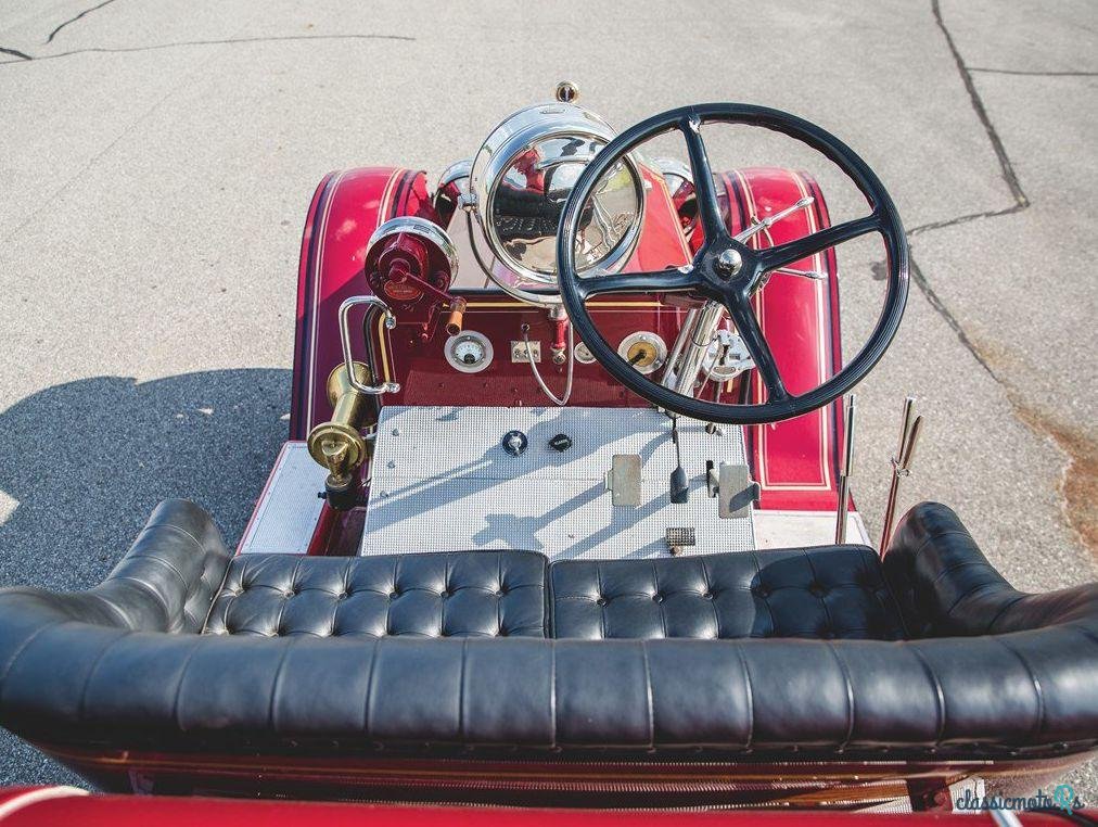 1923' American LaFrance Type 12 Squad Truck photo #4