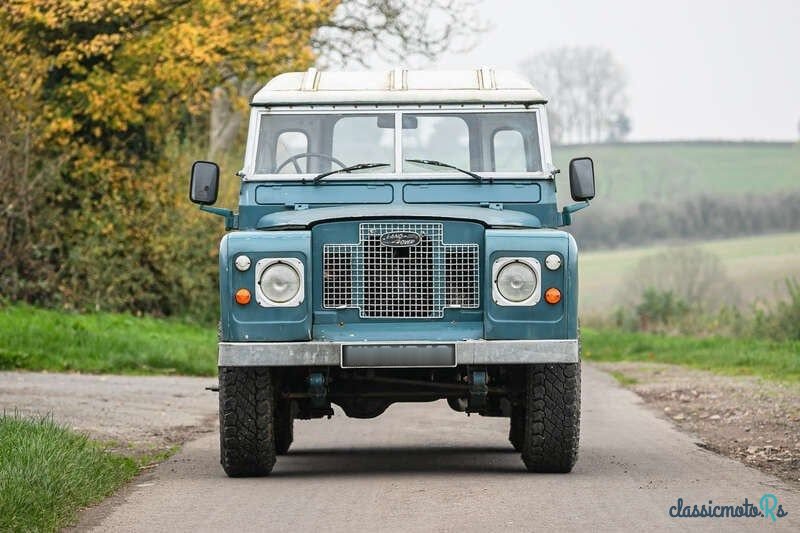 1968' Land Rover 88 photo #6