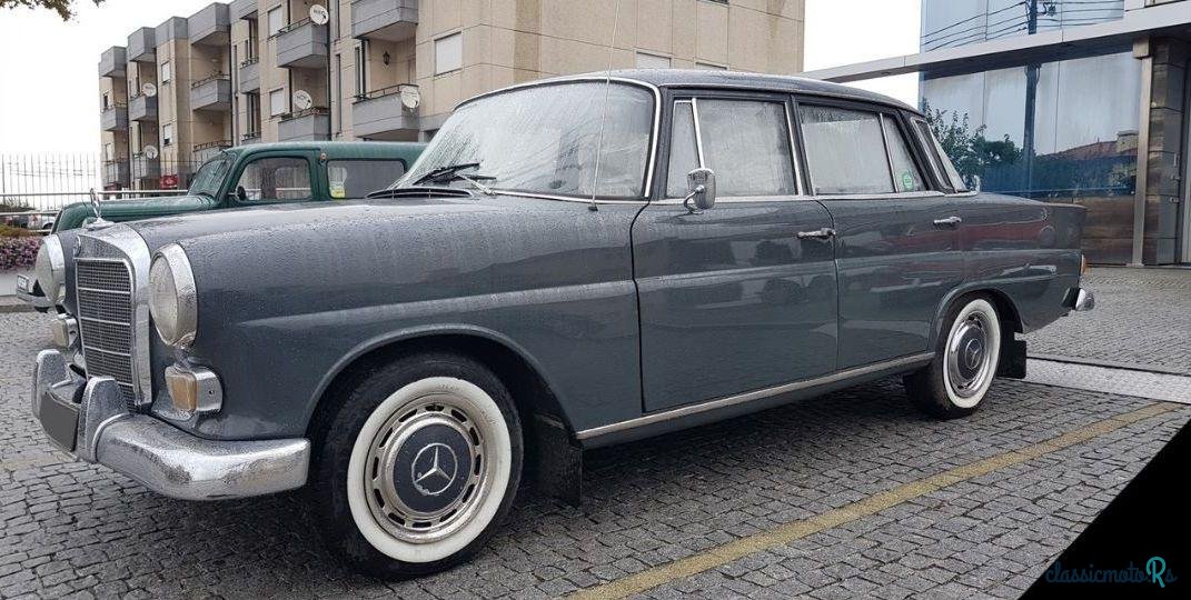 1967' Mercedes-Benz 200 D photo #1