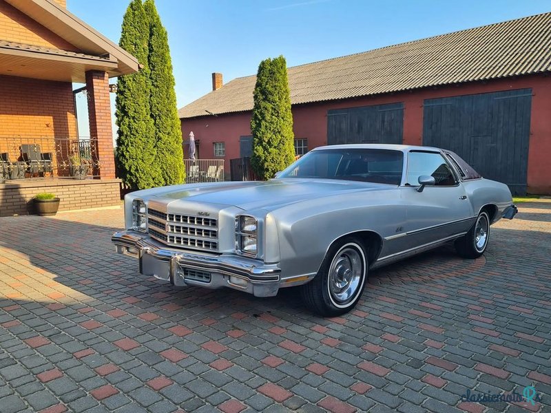 1976' Chevrolet Monte Carlo photo #1