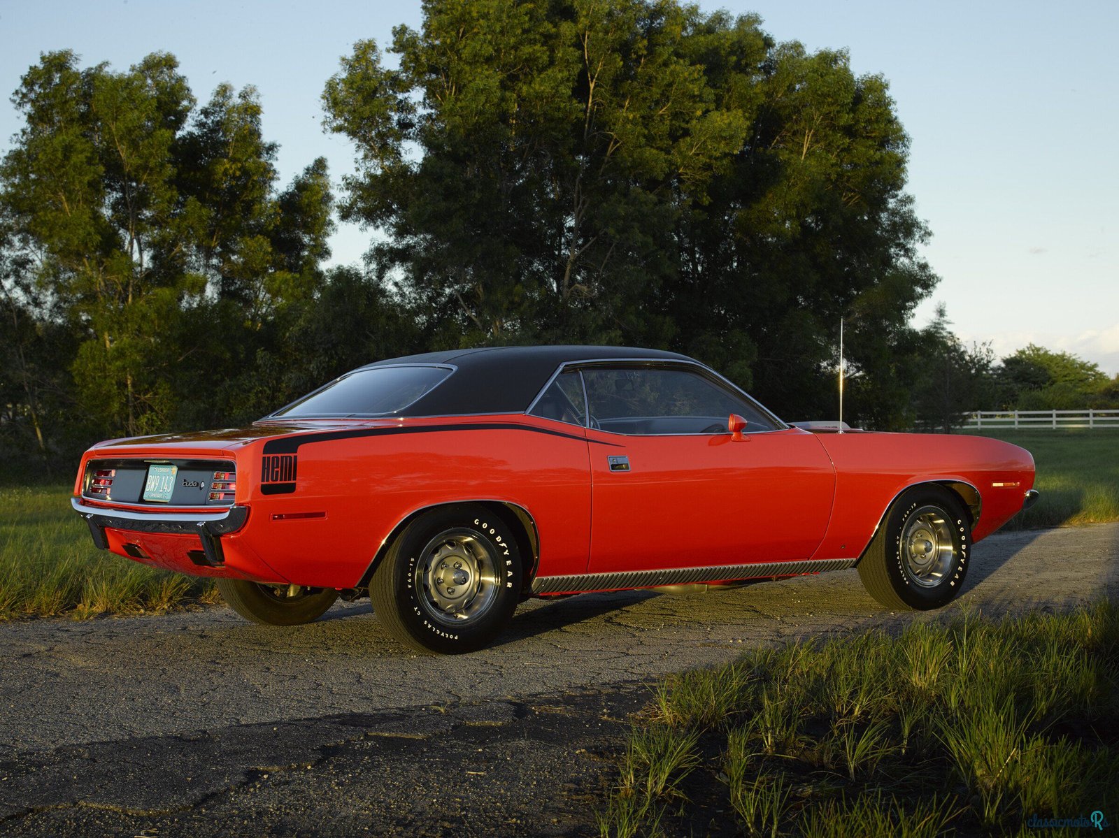 1970' Plymouth Cuda photo #3