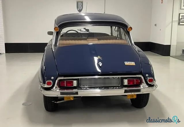 1973' Citroen DS photo #5