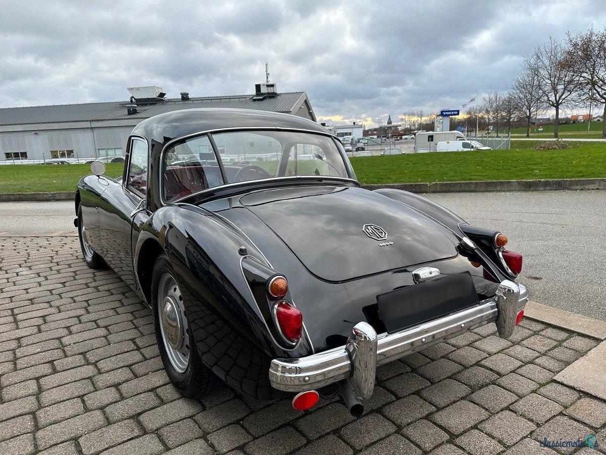 1960' MG MGA photo #2