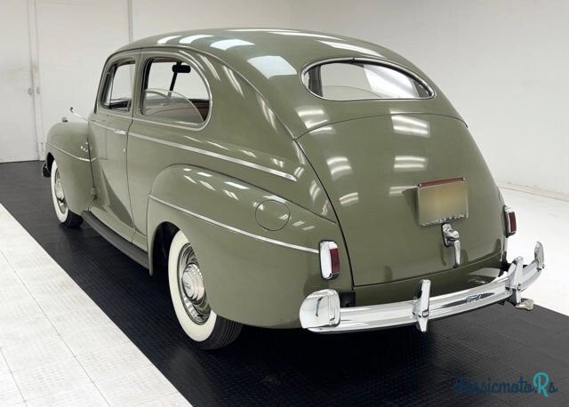1941' Ford Super Deluxe photo #3