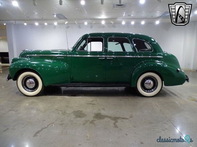 1940' Oldsmobile Series 70 photo #3