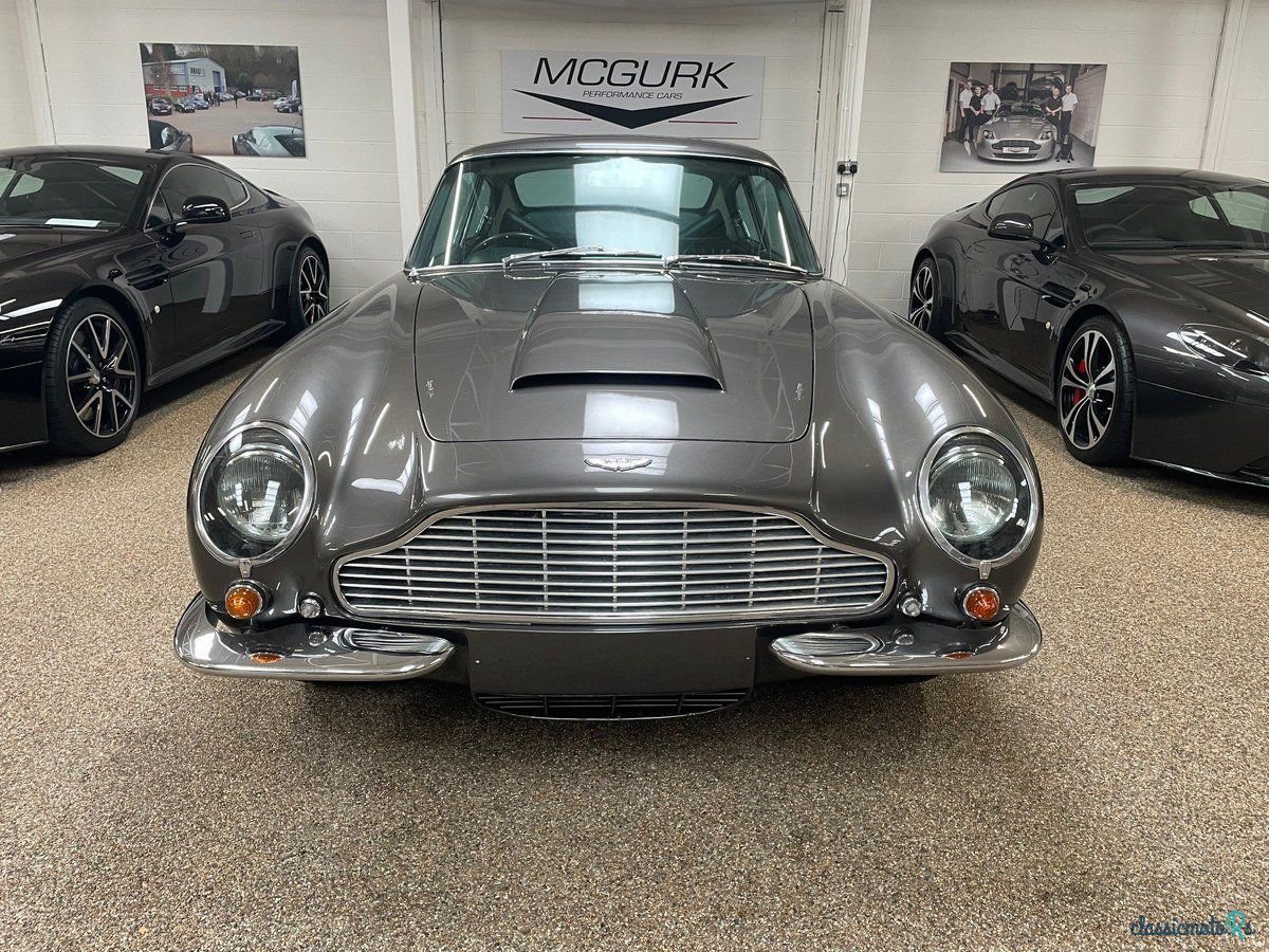 1970' Aston Martin DB6 photo #3