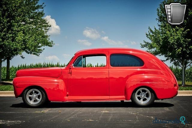 1947' Ford photo #3