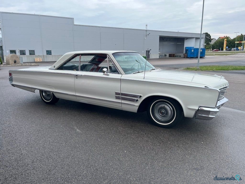 1966' Chrysler 300 Series photo #1