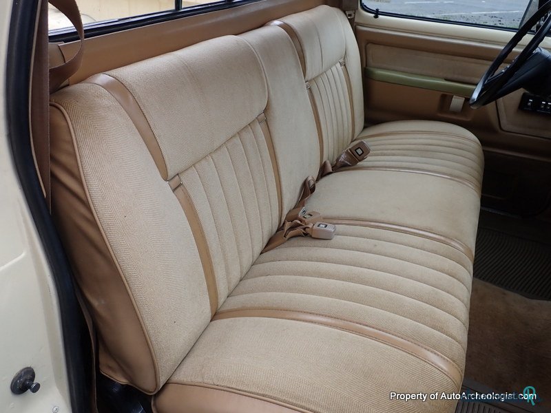 1987' Dodge D/W Truck D-150 LE photo #5