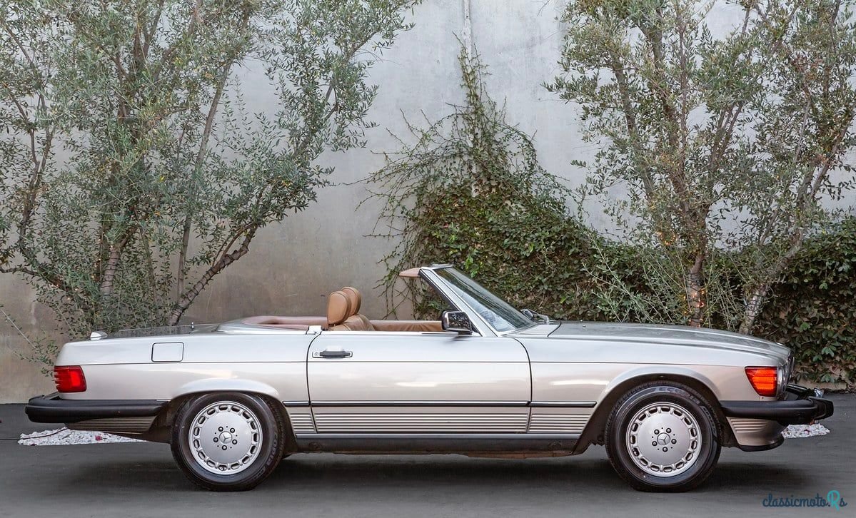 1989' Mercedes-Benz Sl Class photo #3