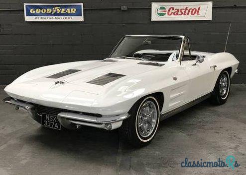 1962' Chevrolet Corvette C2 photo #2