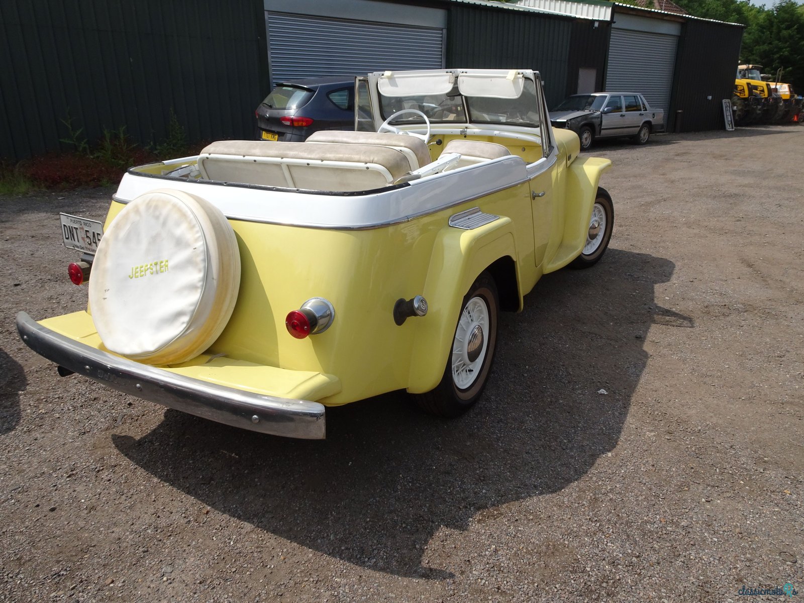 1949' Willys Overland Jeepster photo #4