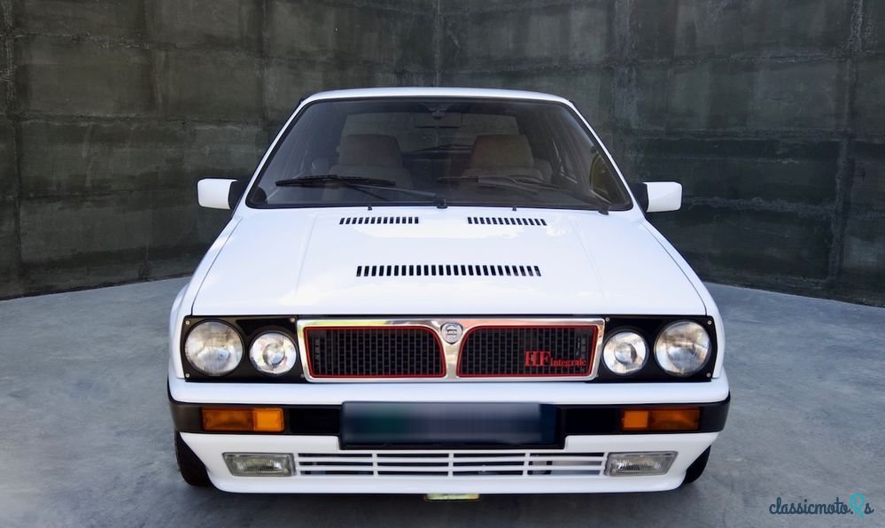 1988' Lancia Delta 2.0 Hf Integrale photo #3