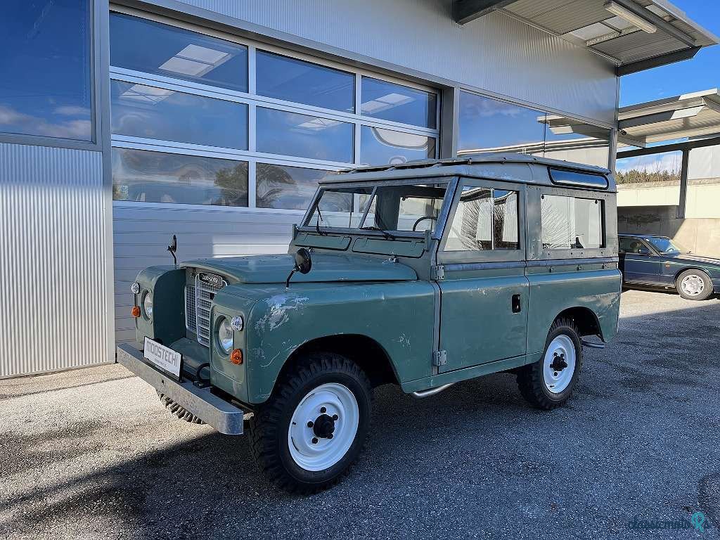 1974' Land Rover Defender photo #3