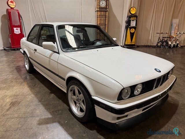 1987' BMW 325is photo #4