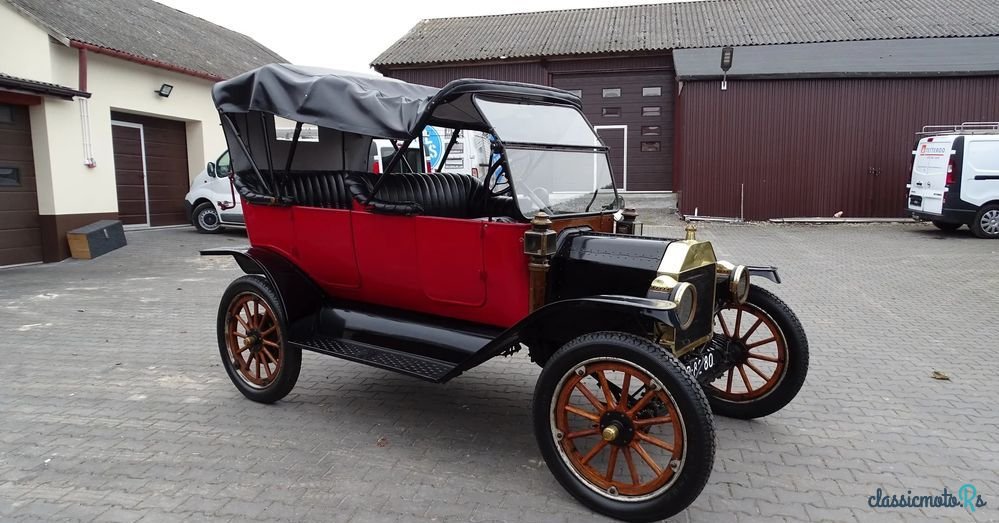 1914' Ford Model T photo #1