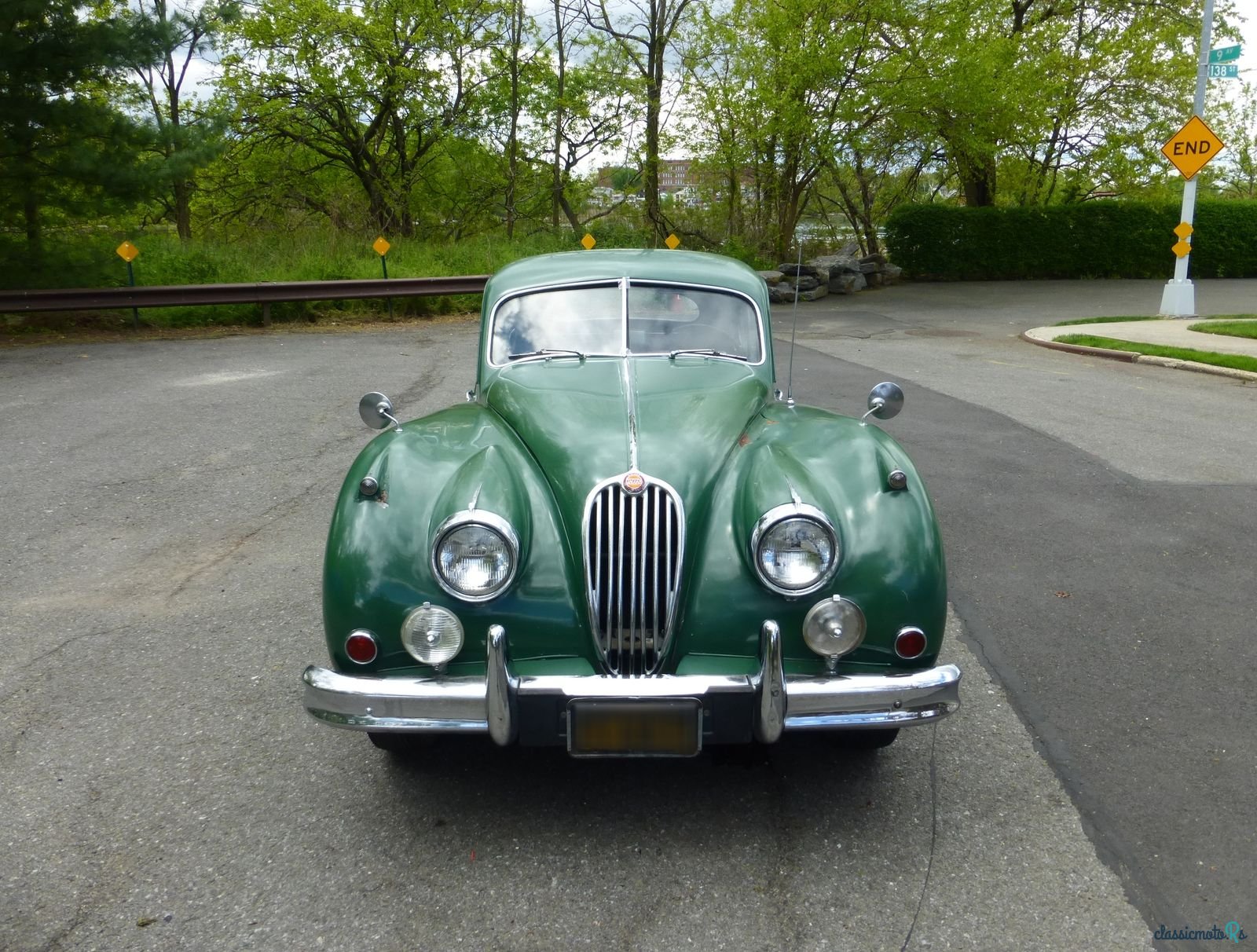 1957' Jaguar Xk140 photo #2