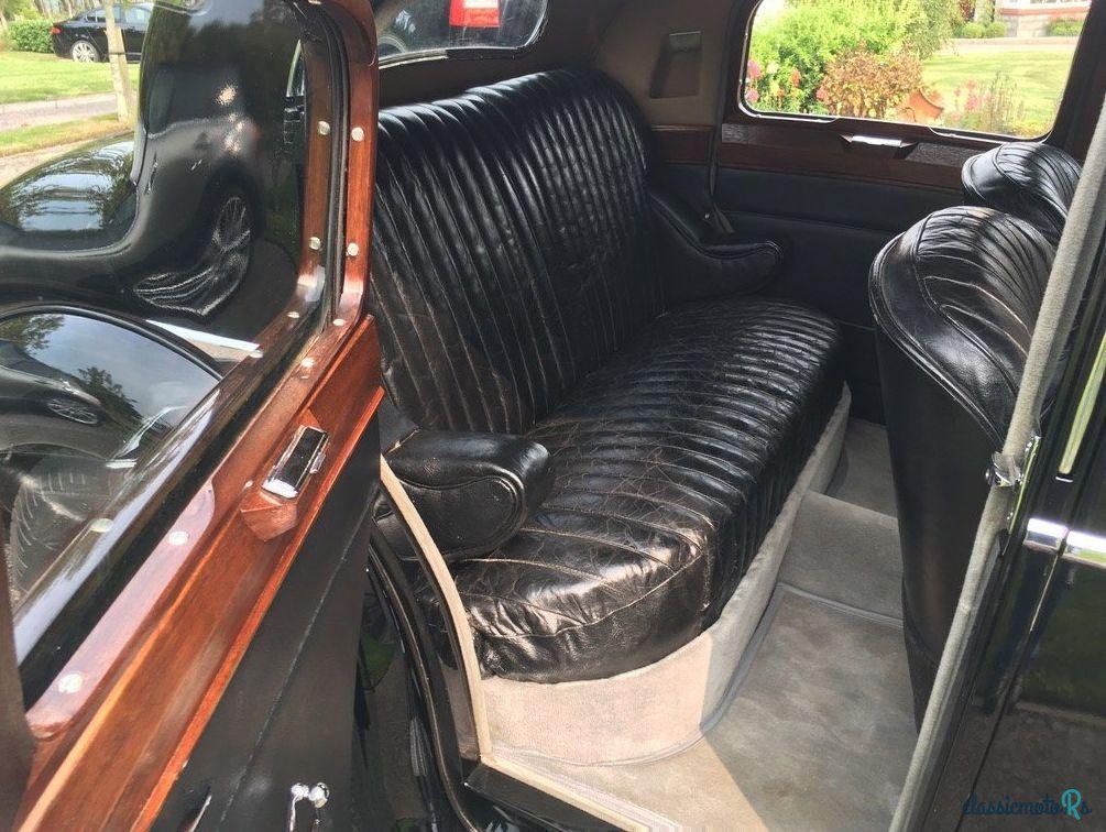 1947' Jaguar 1.5 Saloon photo #1