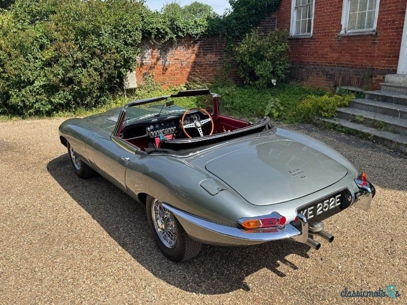 1967' Jaguar E-Type photo #6
