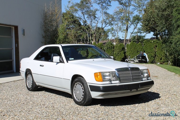 1990' Mercedes-Benz 300CE photo #1