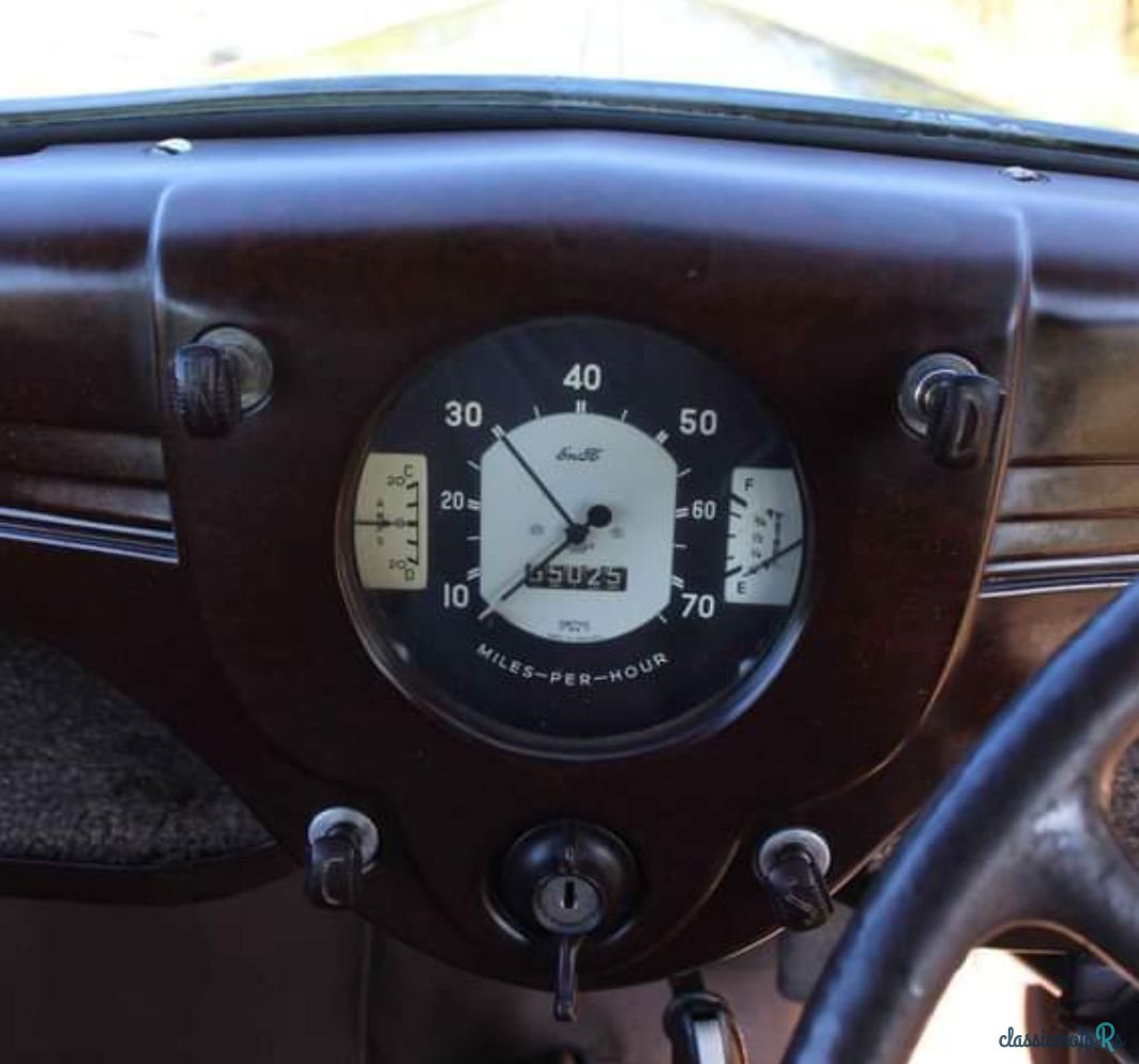 1954' Ford Anglia photo #4