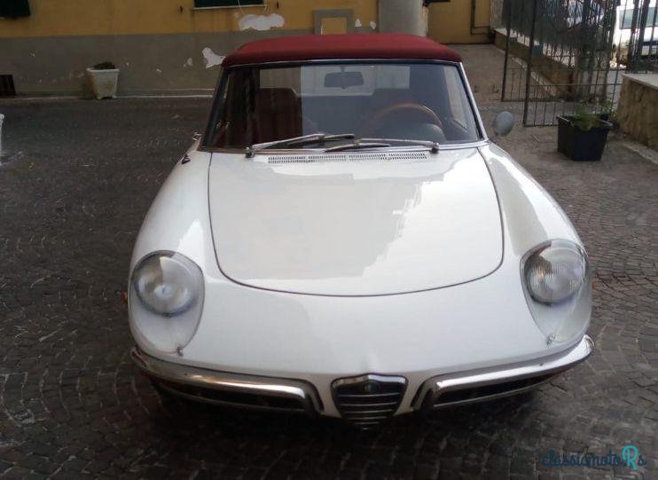 1969' Alfa Romeo 1750 photo #3