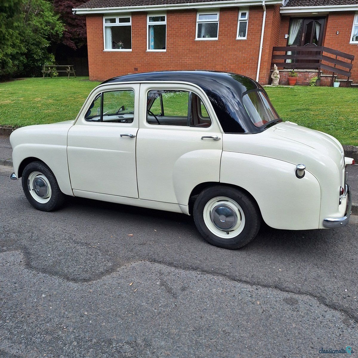 1958' Standard 10 photo #3