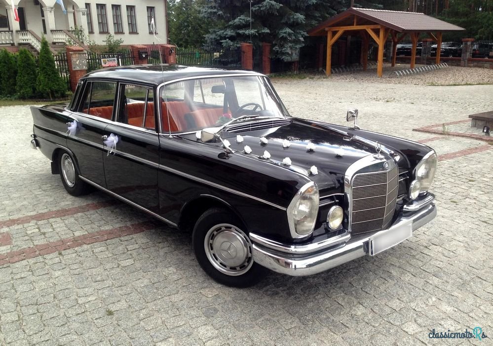 1963' Mercedes-Benz W111 220SB photo #3