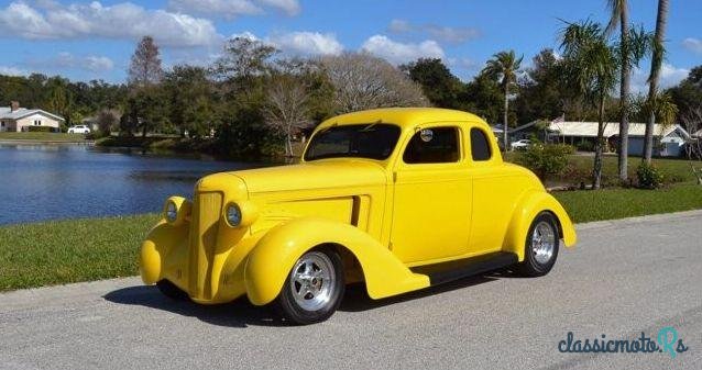 1935' Dodge photo #3
