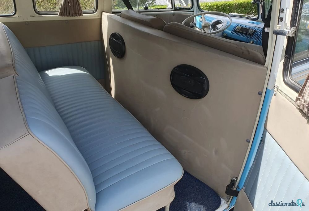 1971' Volkswagen Type 2 photo #2