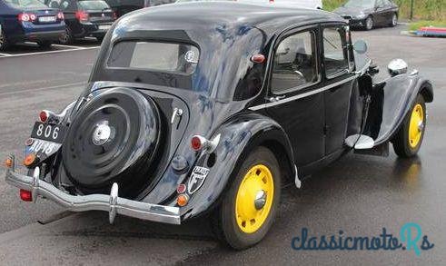 1938' Citroen Traction Avant Luxury Edition photo #3