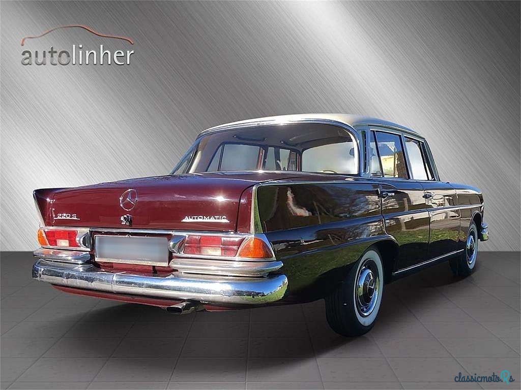 1972' Mercedes-Benz 220 SB W111 photo #4