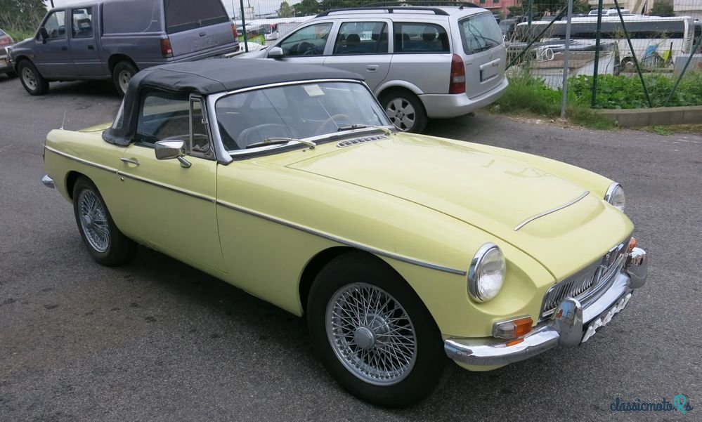 1969' MG MGC photo #4