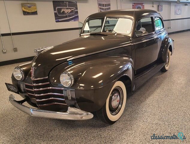 1940' Oldsmobile Series 60 photo #2