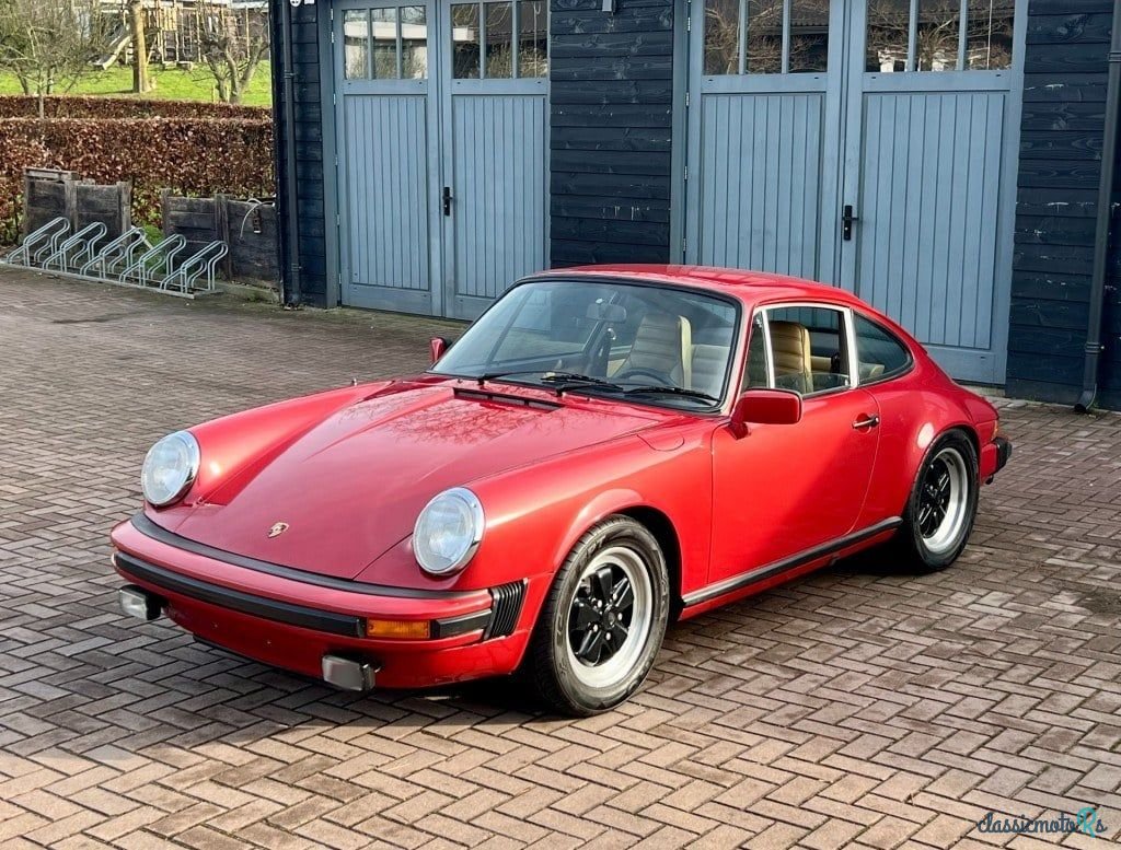 1980' Porsche 911 photo #1