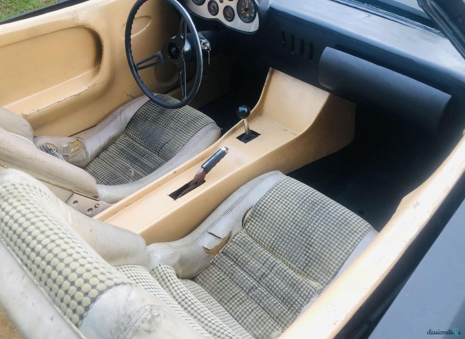 1977' Chevrolet Mcburnie Daytona Spyder 365 photo #2