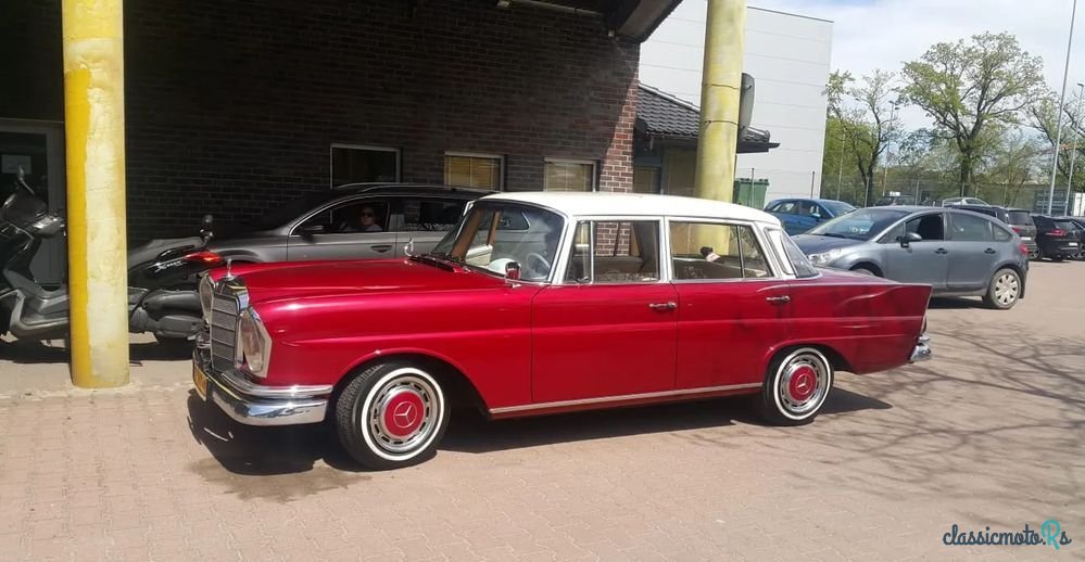 1963' Mercedes-Benz 220SE W111 photo #6