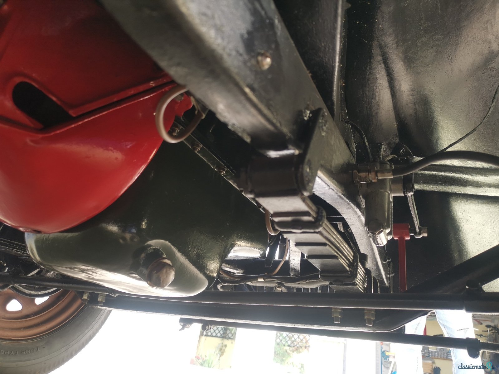 1948' Singer photo #3