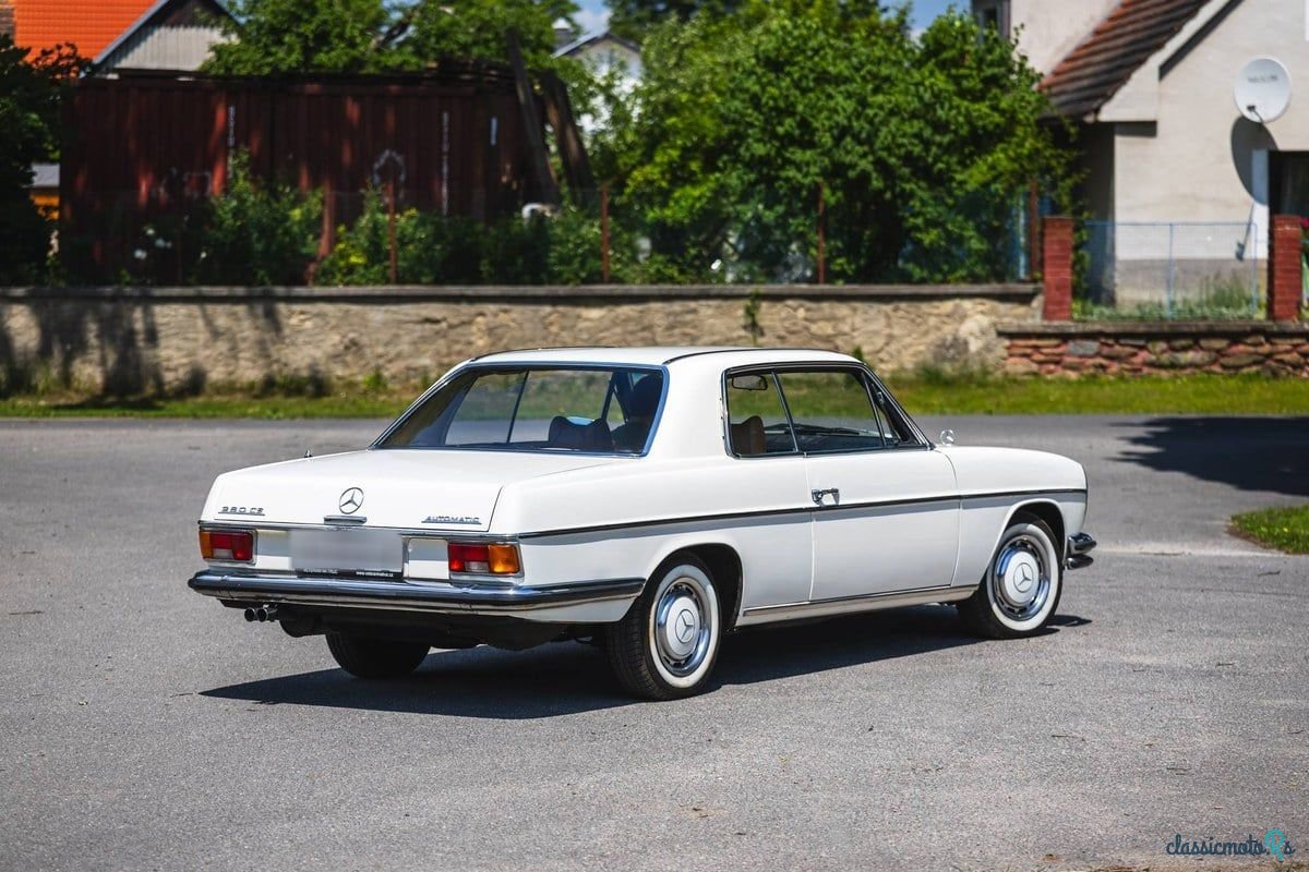 1972' Mercedes-Benz 280 photo #3