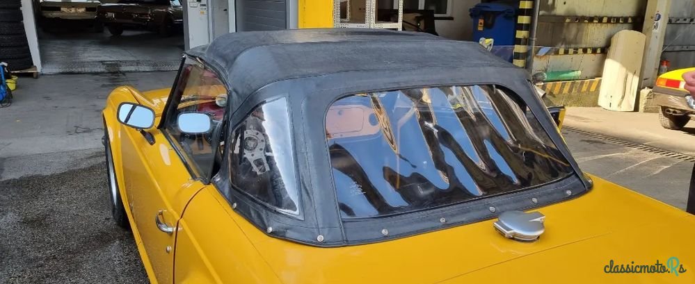 1971' Triumph TR6 photo #2