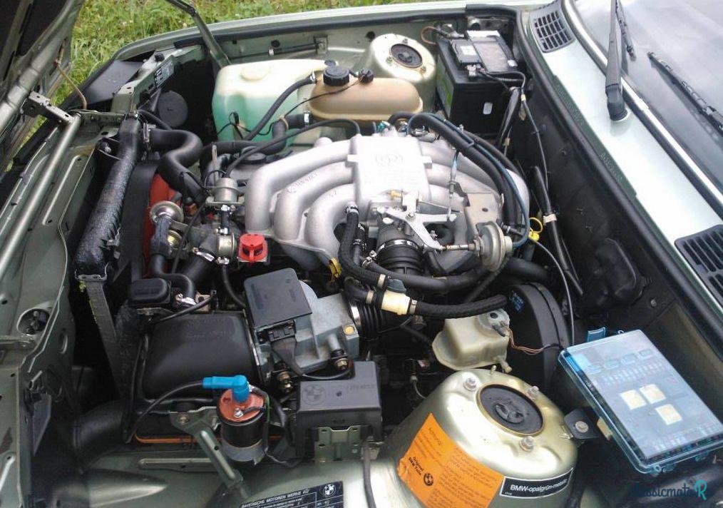 1984' BMW 320 photo #2